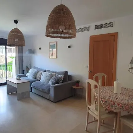 Apartment Con Jardin Y Piscina
